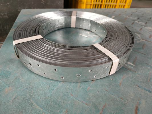 Пробитые металлические ленточные роллы ¥ Гальванизированные брекеты и оборудование для рамок